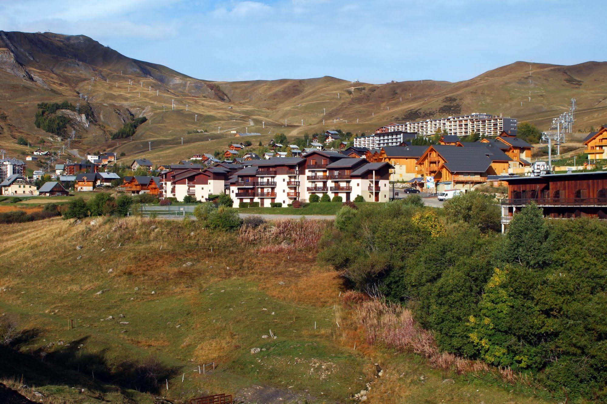 Residence Nemea Les Chalets Des Cimes Fontcouverte-la-Toussuire Exterior photo