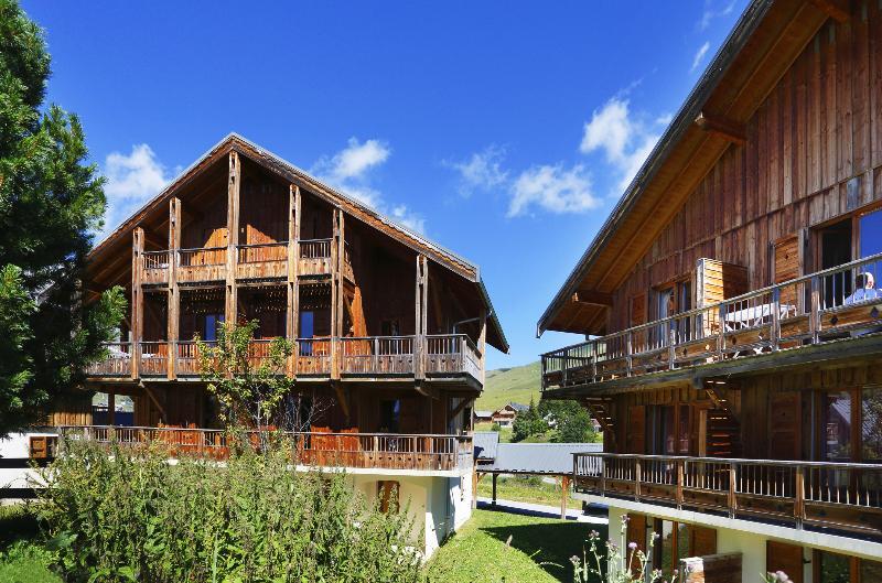 Residence Nemea Les Chalets Des Cimes Fontcouverte-la-Toussuire Exterior photo